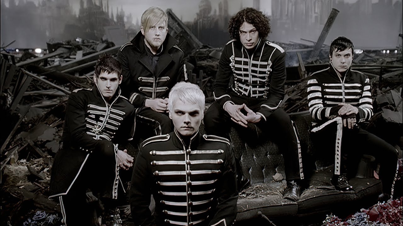Lirik Lagu My Chemical Romance Welcome To The Black Parade Explained